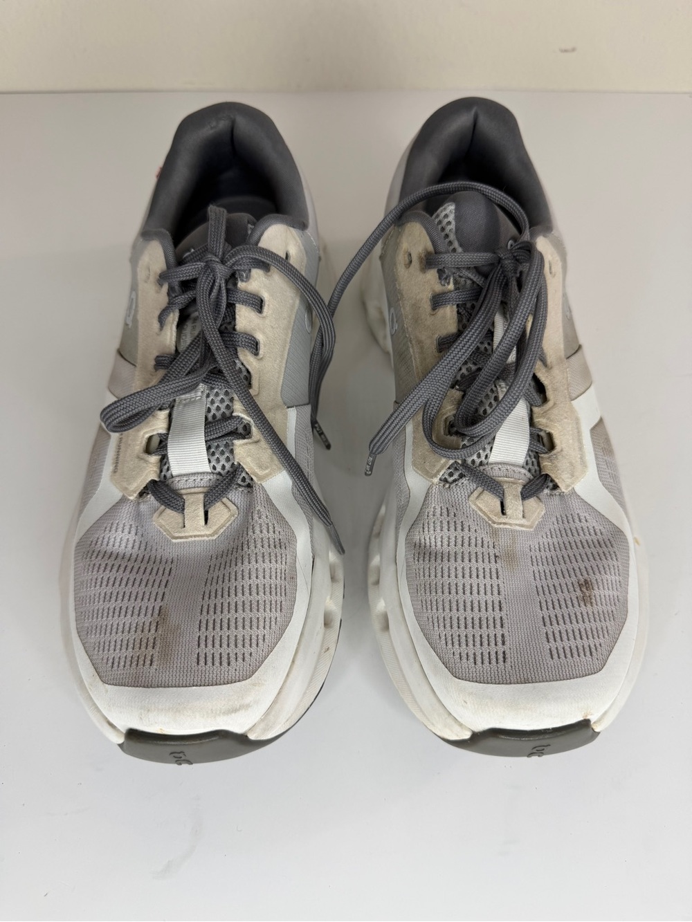 On Cloudrunner 2 Shoes Running Frost White Gray Sneakers Athletic Women’s 7.5 - Picture 2 of 16